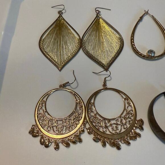 Lot of 5 Statement Dangle Earrings Mixes Styles All Wearable - Picture 2 of 3